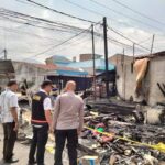 Polda Sumut Turunkan Tim Inafis dan Labfor Lakukan Olah TKP Kejadian Pembakaran Rumah Wartawan