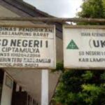 Kepsek Ilham Mashur S.Pd Diduga Tukang Rampok Dana BOS Bermental Koruptor