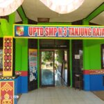 Diduga Kepsek Dr.Siti Afifatun.M.Pd Melakukan Tindakan Pungli di UPTD SMPN 03 Tanjung Raja