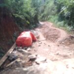 Kades Simpang Sender Timur Bestari Minggat, Pekerjaan Jalan Ketahanan Pangan Belum Kelar, Pengadaan Kambing Tidak Jelas