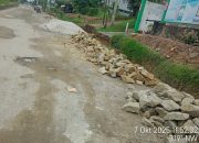 Proyek Drainase di Jalan Besar Pekan Bahapal Diduga Tak Transparan, Gunakan Batu Padas Mudah Hancur