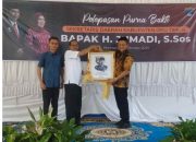 Pelepasan Purna Bakti Sekda OKU Timur, Bupati Lanosin Beri Cinderamata Sebagai Bentuk Penghargaan