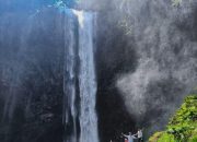 Curug Semantung: Wisata Alam yang “Dikawal” Langsung Bupati Parosil Mabsus