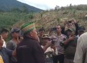 Warga Adat Buay Belunguh Hadang Tim Pemkab Tanggamus Saat Tinjau Lahan Eks PT Tanggamus Indah