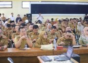 Bupati Parosil Kumpulkan Seluruh Peratin dan Camat se-Lampung Barat: Tegaskan Tata Kelola Dana Desa yang Transparan dan Efisien