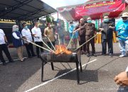 Kejari Way Kanan Musnahkan Barang Bukti Perkara Pidana Umum: Tekan Peredaran Narkotika dan Kejahatan Lainnya