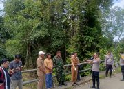 Tanggap Waspada dan Antisipasi Banjir, Polsek Blambangan Umpu Bersama Forkopimcam Cek Debit Air Sungai