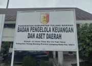 Uang Negara Dipertanyakan, Oknum Bendahara BPKAD Tulang Bawang Pilih Bungkam