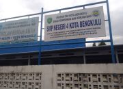 Pembangunan Ruang Kelas SMPN 4 Kota Bengkulu Amburadul, Diduga Dikerjakan Asal-asalan