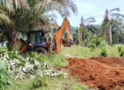 Bermodus Pinjamkan Alat Berat JCB ke PT Agromuko, Kades Dusun Baru V Koto Diduga Cari Keuntungan Pribadi
