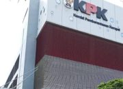 Dugaan Korupsi Proyek Era Bupati Ardito Mulai “Bernyanyi”, KPK Periksa Dua Pejabat Dinkes Lamteng