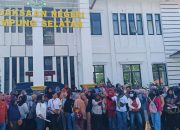 Ratusan Warga Sidomukti dan Dapil VI Menangis Antar Supriati, Tegaskan Ia Tidak Bersalah