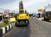 Gerak Cepat Jelang Lebaran, BPJN Bengkulu Tambal Sulam Jalan Bandara Fatmawati – Pagar Dewa