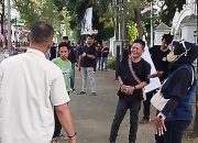 Aksi Sosial di Jantung Kota Serang: KLBB Turun ke Jalan, 300 Takjil Dibagikan Demi Ramadhan Aman