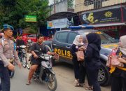 Puluhan Pendekar Silat Kepung Perempatan Ngepoh, Polisi Turun Tangan Kawal Aksi Takjil di Bancar