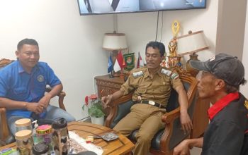 Ketua GRIB Jaya Pesisir Barat Lampung Pitriawan Kunjungi Dinas PMP, Bahas Kerja Sama Pengawasan Dana Desa